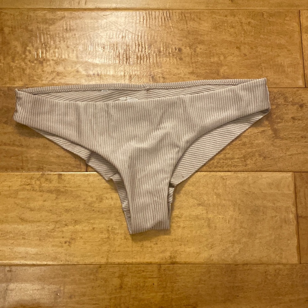 Aerie Swim Bottom (READ DESC.)